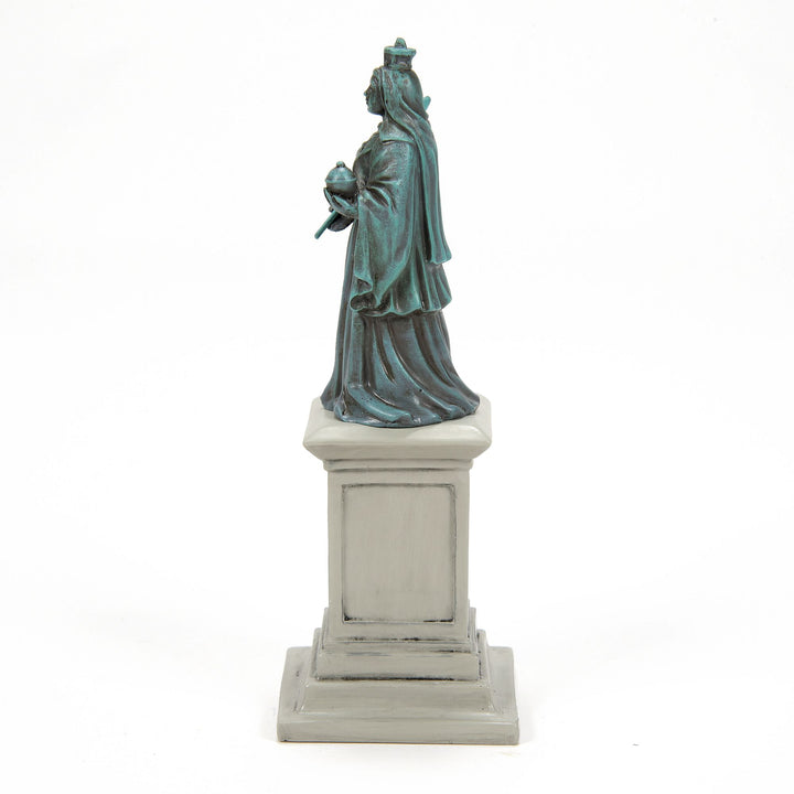 A Monument For Her Majesty