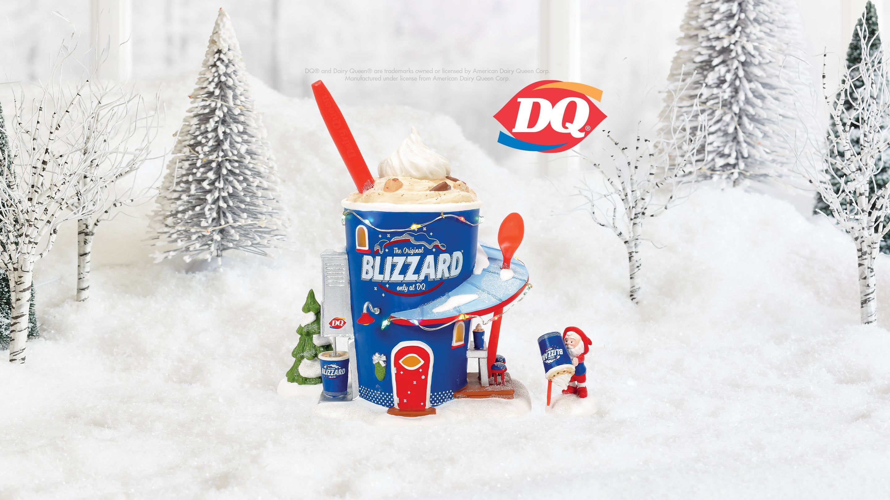  Department 56 Village Dairy Queen house and accessories