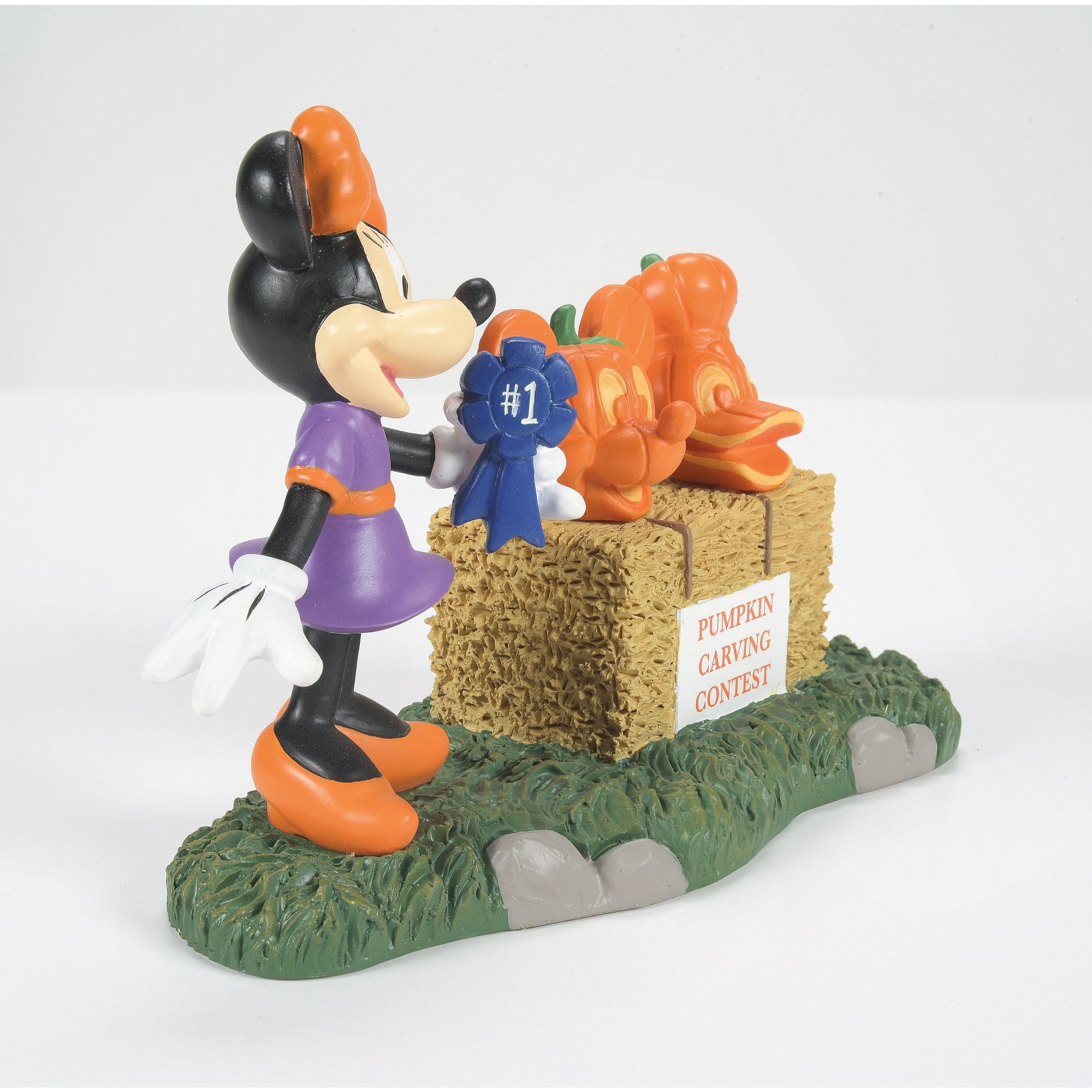 Minnie Picks A Winner – Department 56