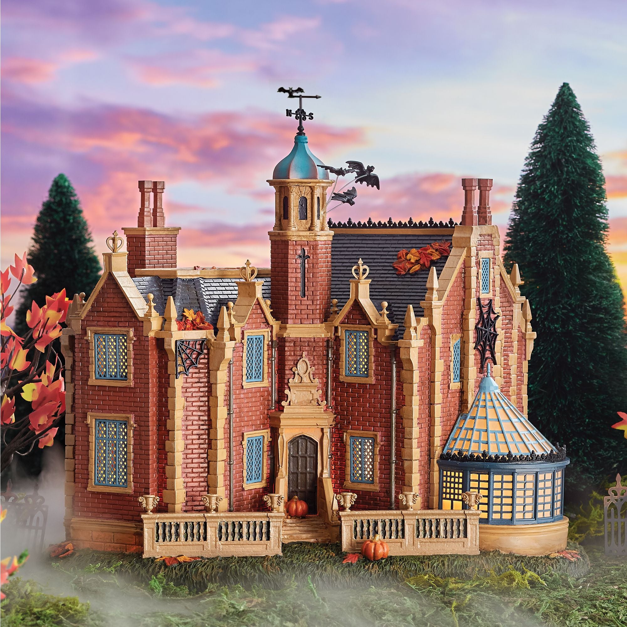 Disney World Haunted Mansion – Department 56