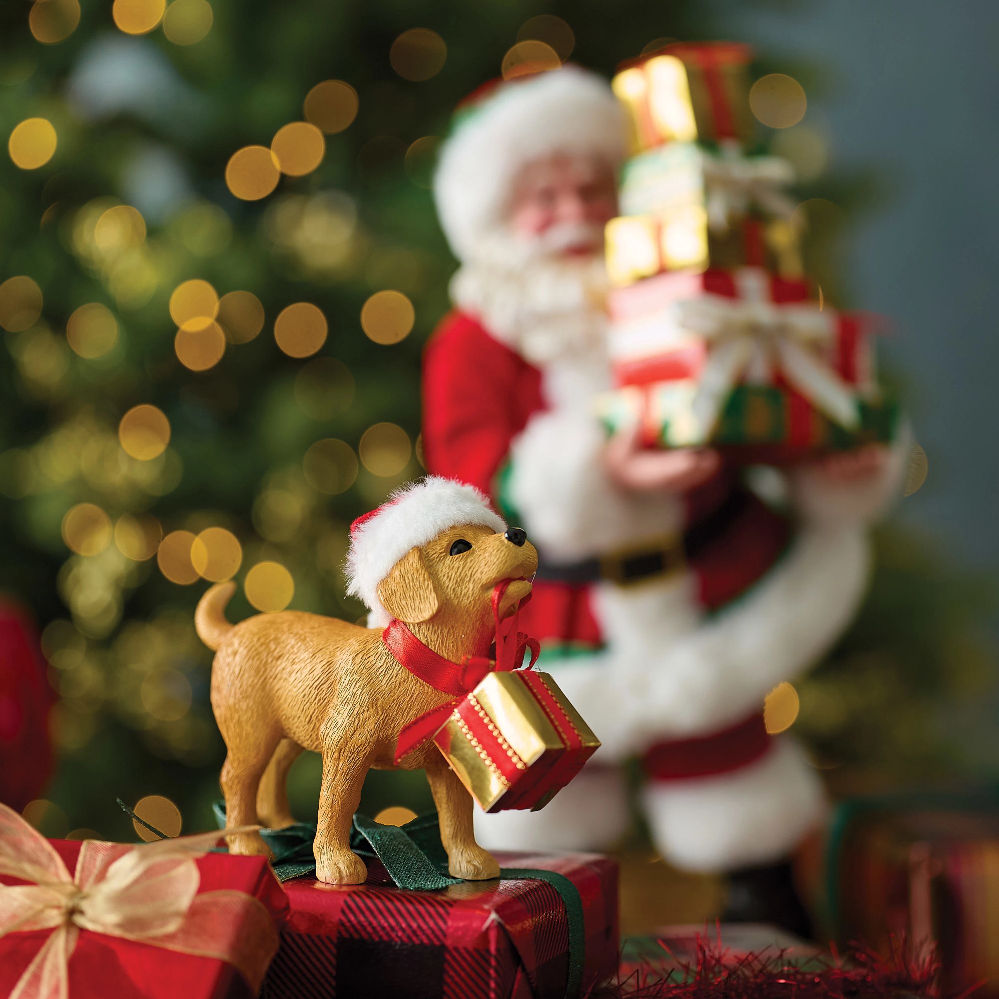 Department 56 Possible Dreams Santa and His Pets Collection