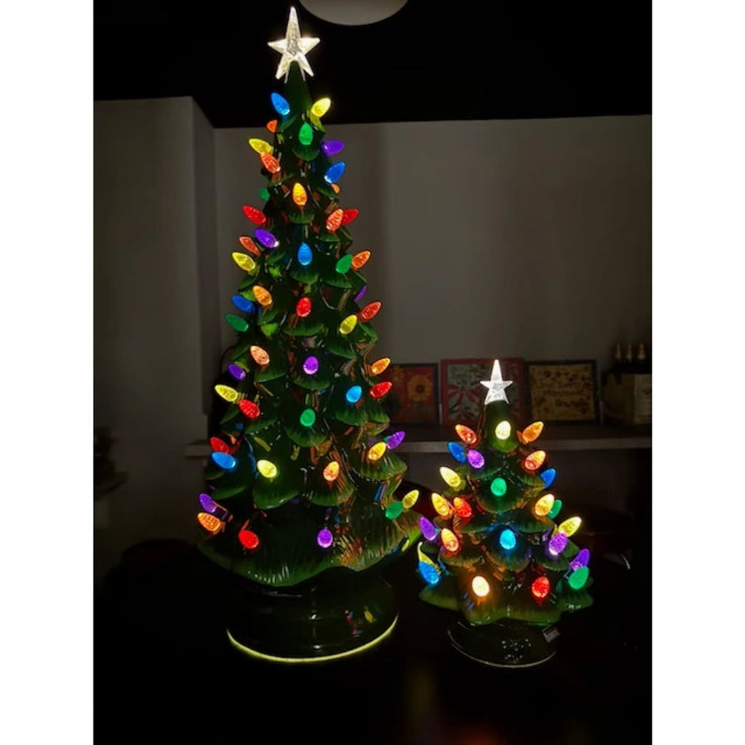 Lighted Christmas Tree M