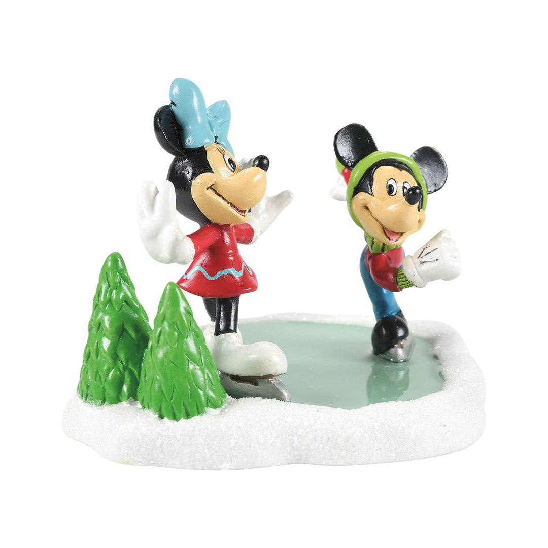 Mickey & Minnie Go Skating